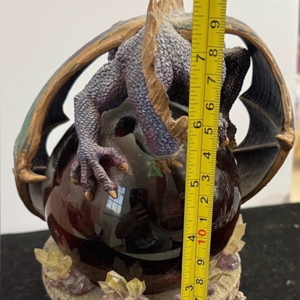 Dragon Fantasy Snow Globe Wind Up Musical Collectible - Picture 3 of 14